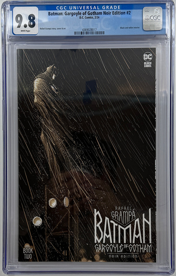 BATMAN GARGOYLE OF GOTHAM NOIR EDITION #2 | CCG 9.8