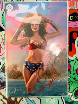 GNORTS SWIMSUIT #1 | CARLA COHEN MEGACON WONDER WOMAN VARIANT | SIGNED BY CARLA COHEN