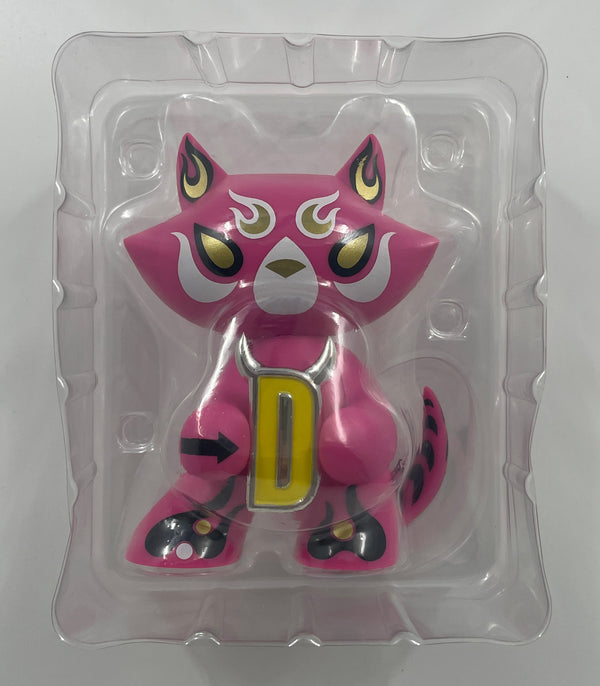 DSTLRY Mominu By Junko Mizuno Vinyl Toy | SDCC EXCLUSIVERARE PINK/GOLD VERSION